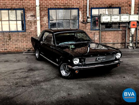 Ford-Mustang 4.7 V8 225 PS 1966.