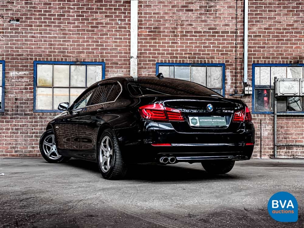 BMW 528i High Executive / F10 258 PS 2010.