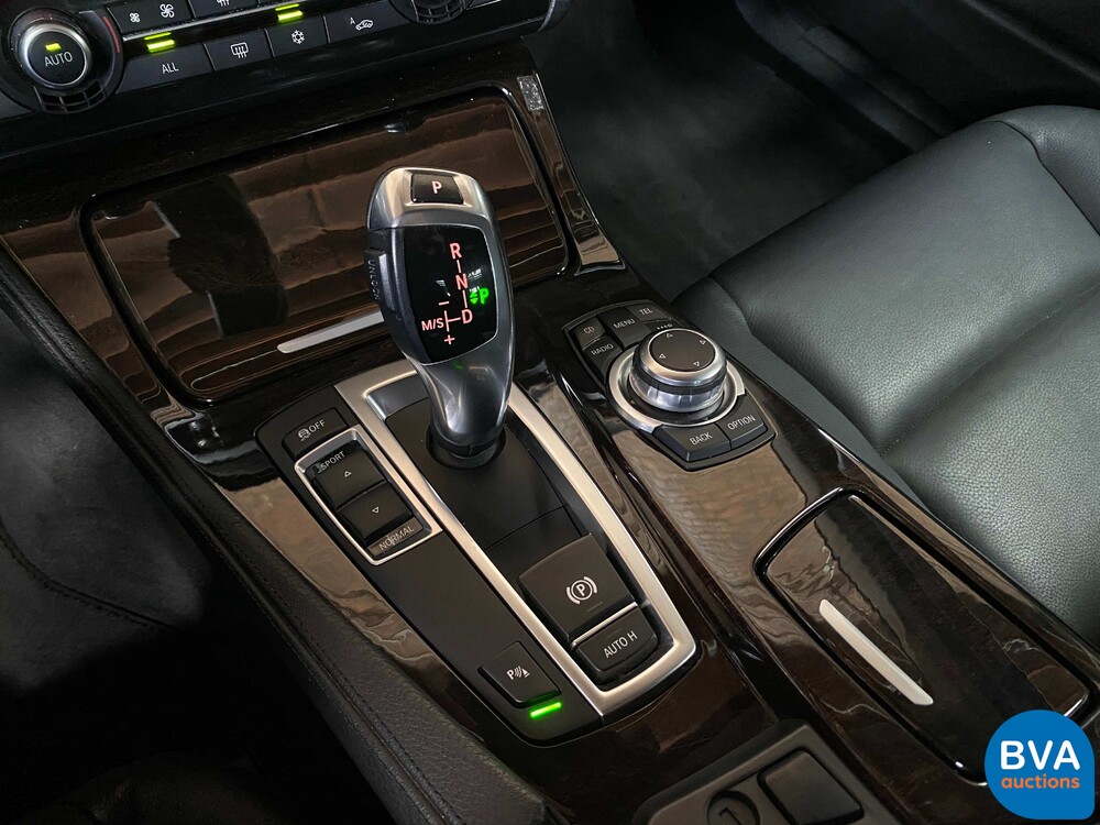 BMW 528i High Executive / F10 258 PS 2010.