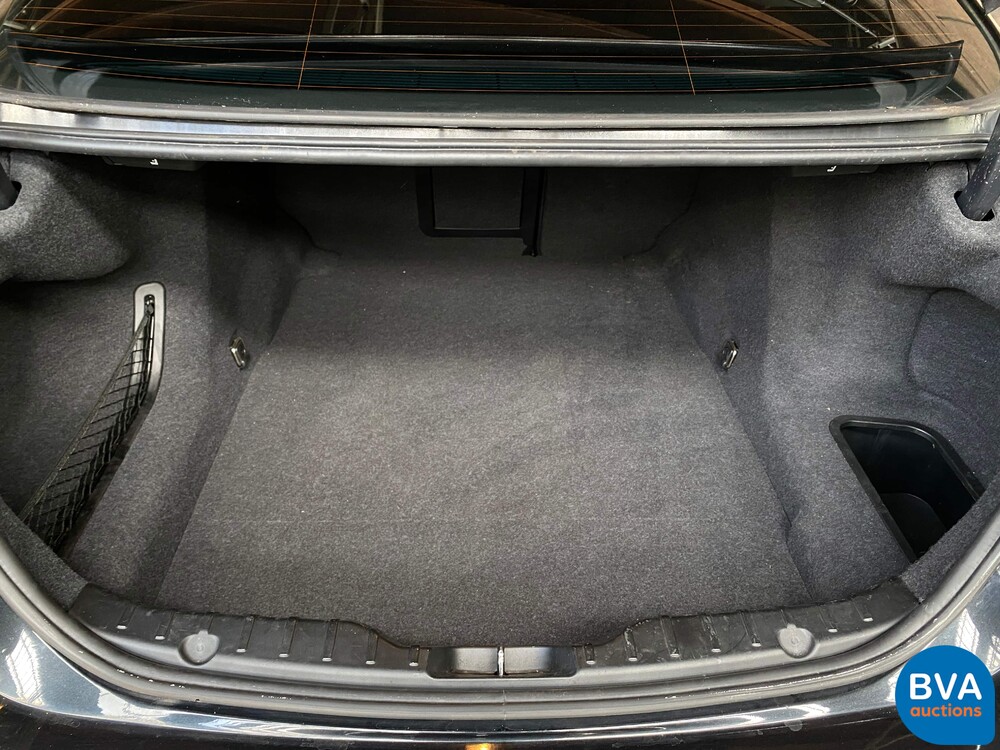 BMW 528i High Executive / F10 258 PS 2010.