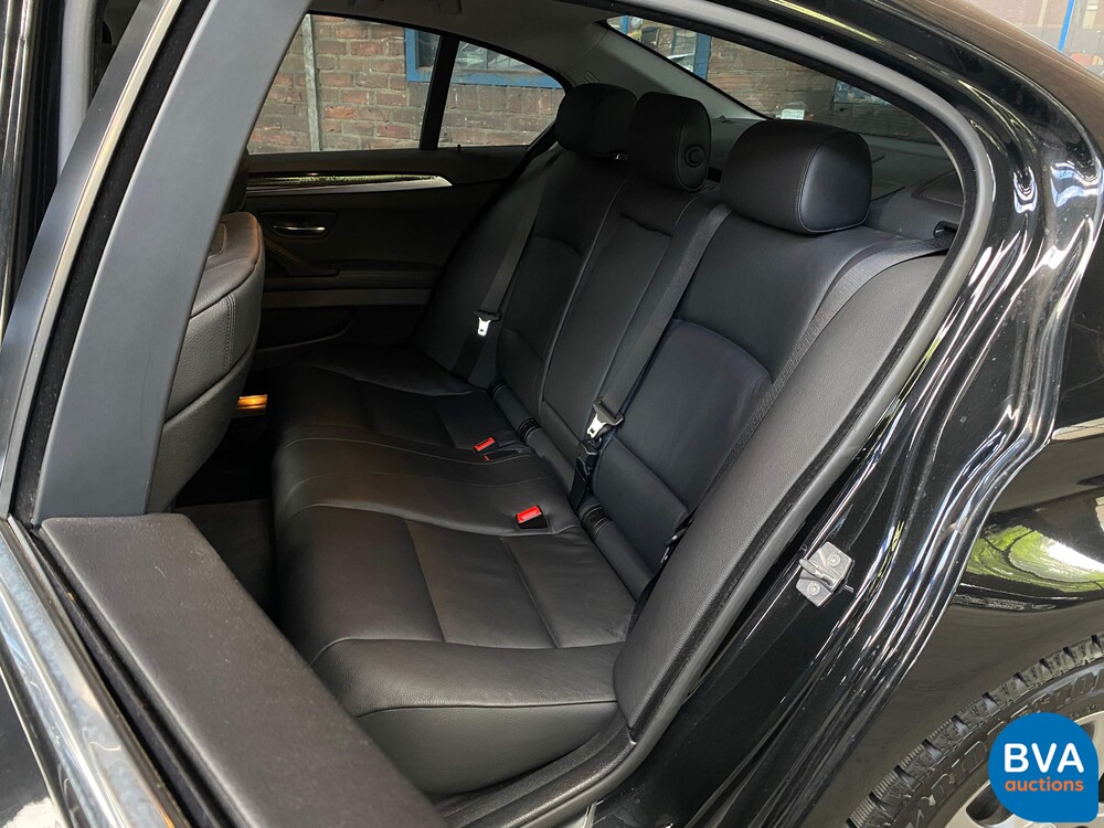 BMW 528i High Executive / F10 258 PS 2010.