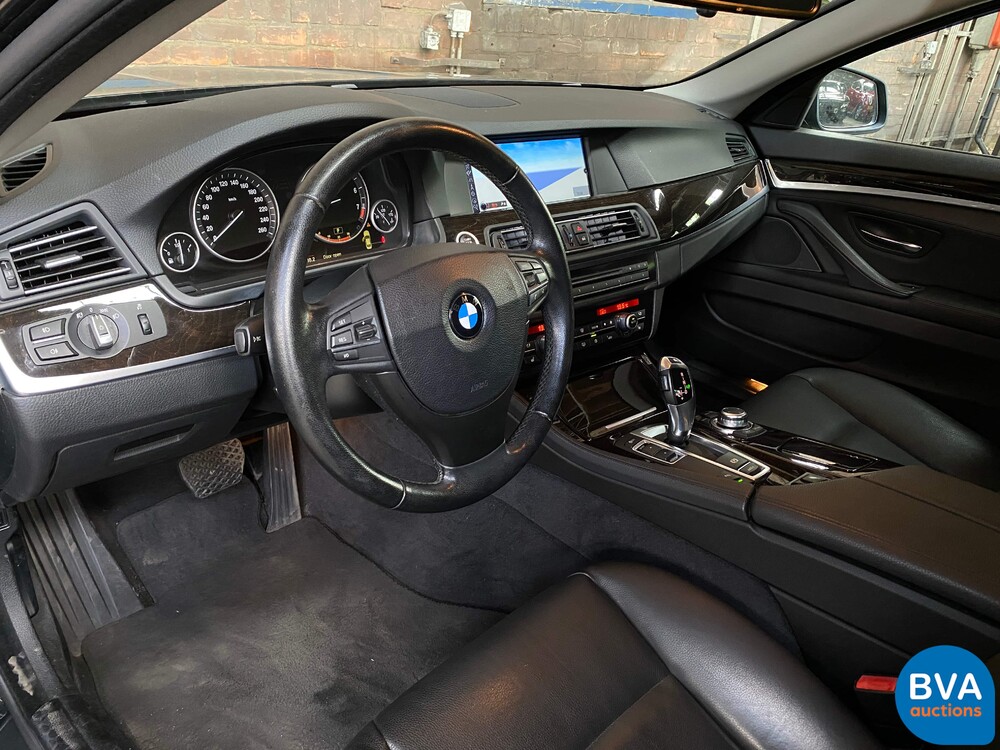 BMW 528i High Executive / F10 258 PS 2010.