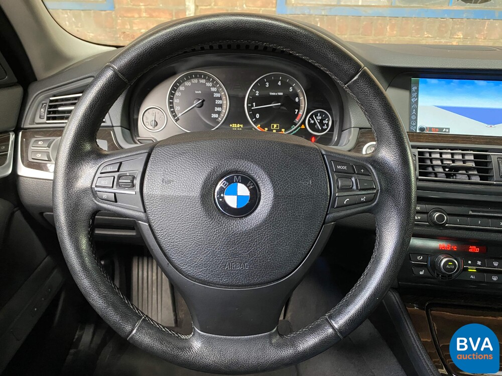 BMW 528i High Executive / F10 258 PS 2010.