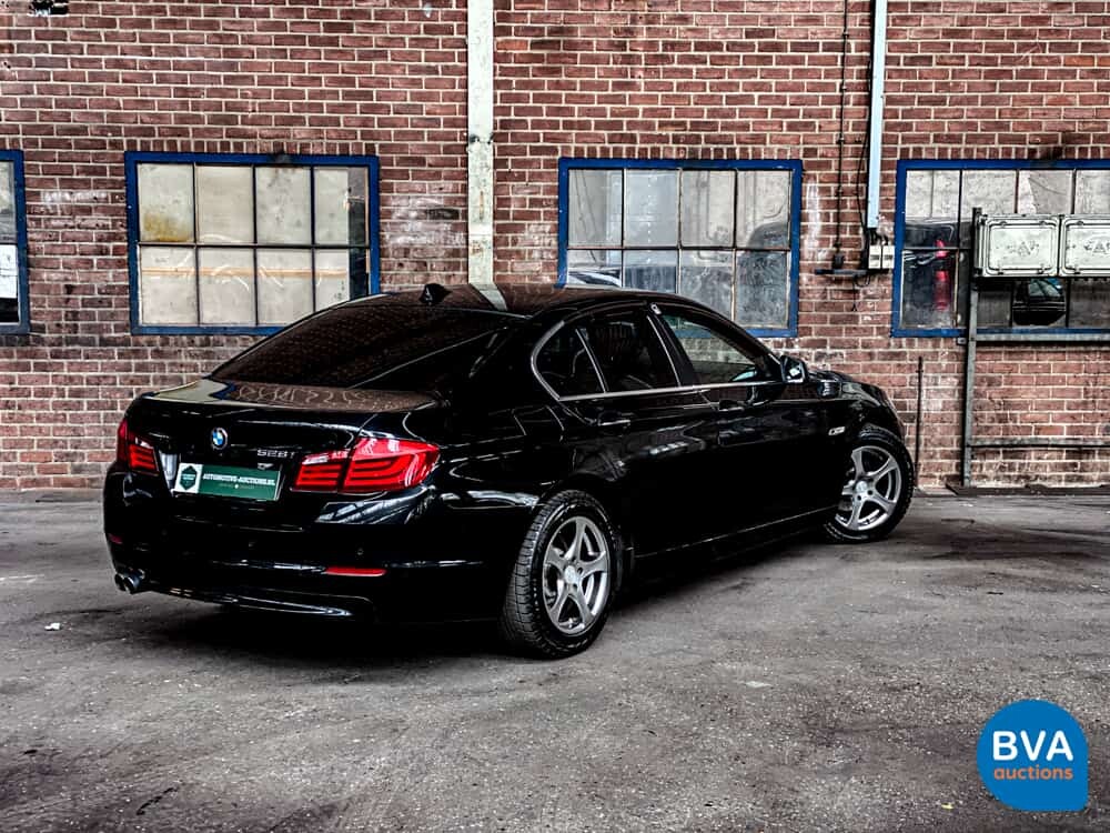 BMW 528i High Executive / F10 258 PS 2010.