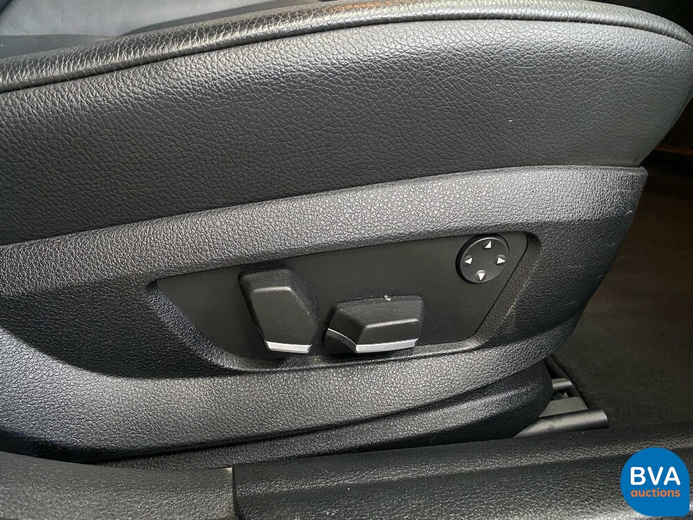 BMW 528i High Executive / F10 258 PS 2010.