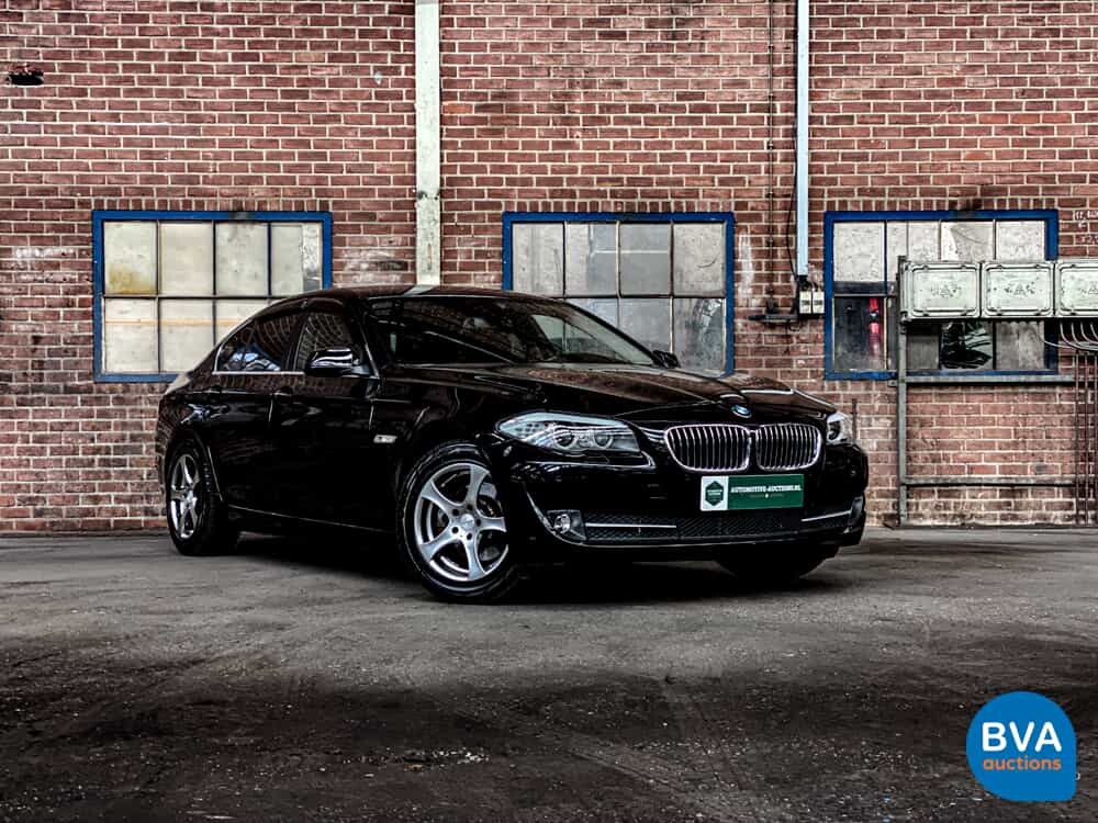 BMW 528i High Executive / F10 258 PS 2010.
