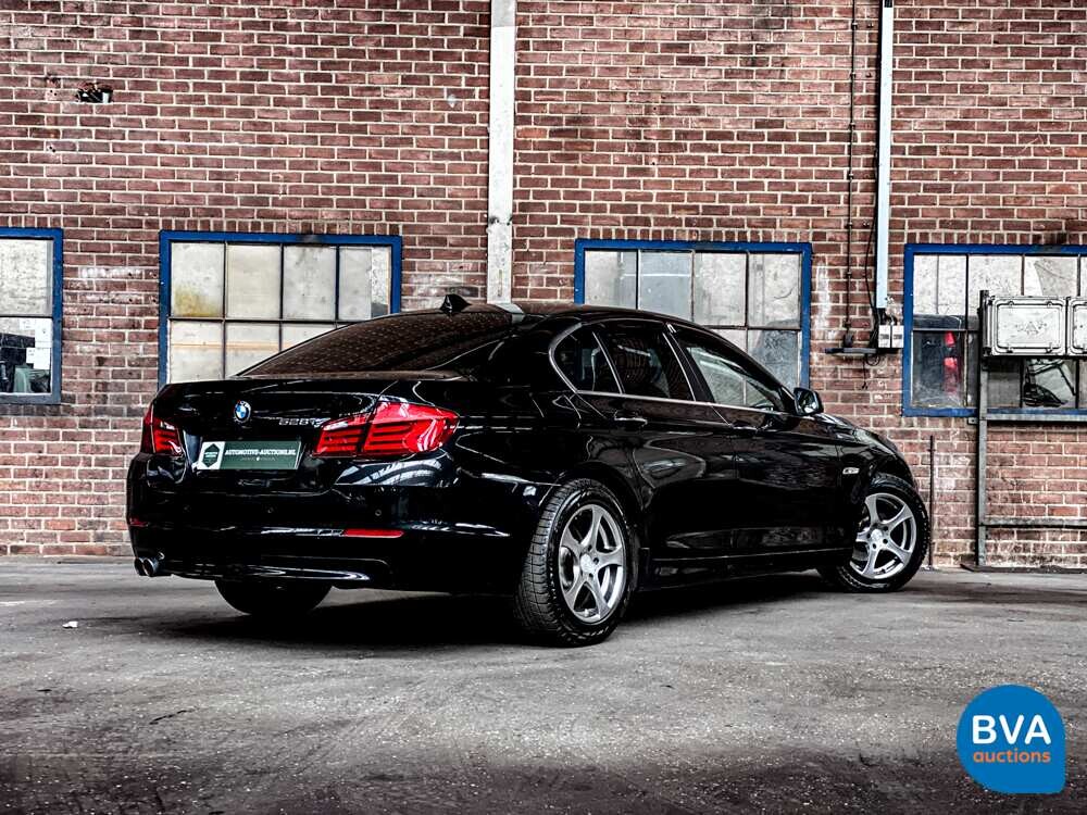 BMW 528i High Executive / F10 258 PS 2010.