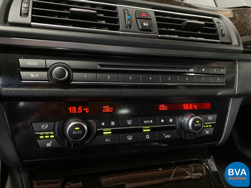 BMW 528i High Executive / F10 258 PS 2010.