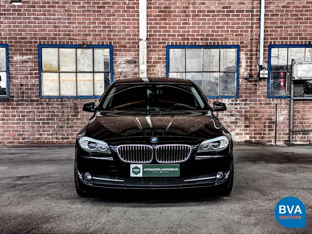 BMW 528i High Executive / F10 258 PS 2010.