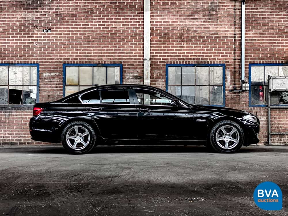 BMW 528i High Executive / F10 258 PS 2010.