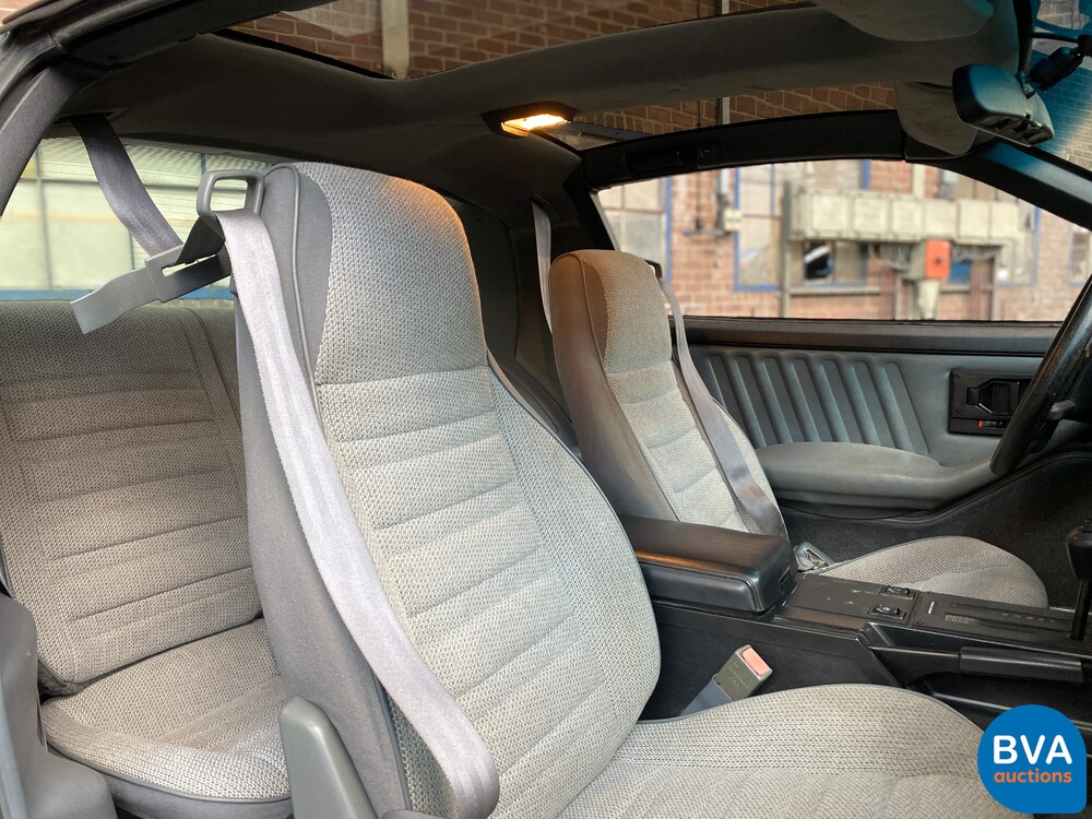 Chevrolet Camaro V6 140 PS 1990.