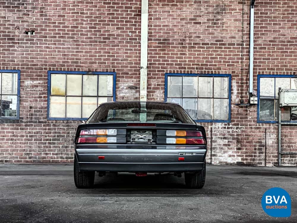 Chevrolet Camaro V6 140 PS 1990.