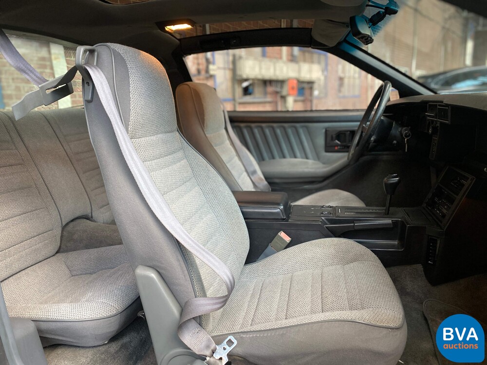 Chevrolet Camaro V6 140 PS 1990.