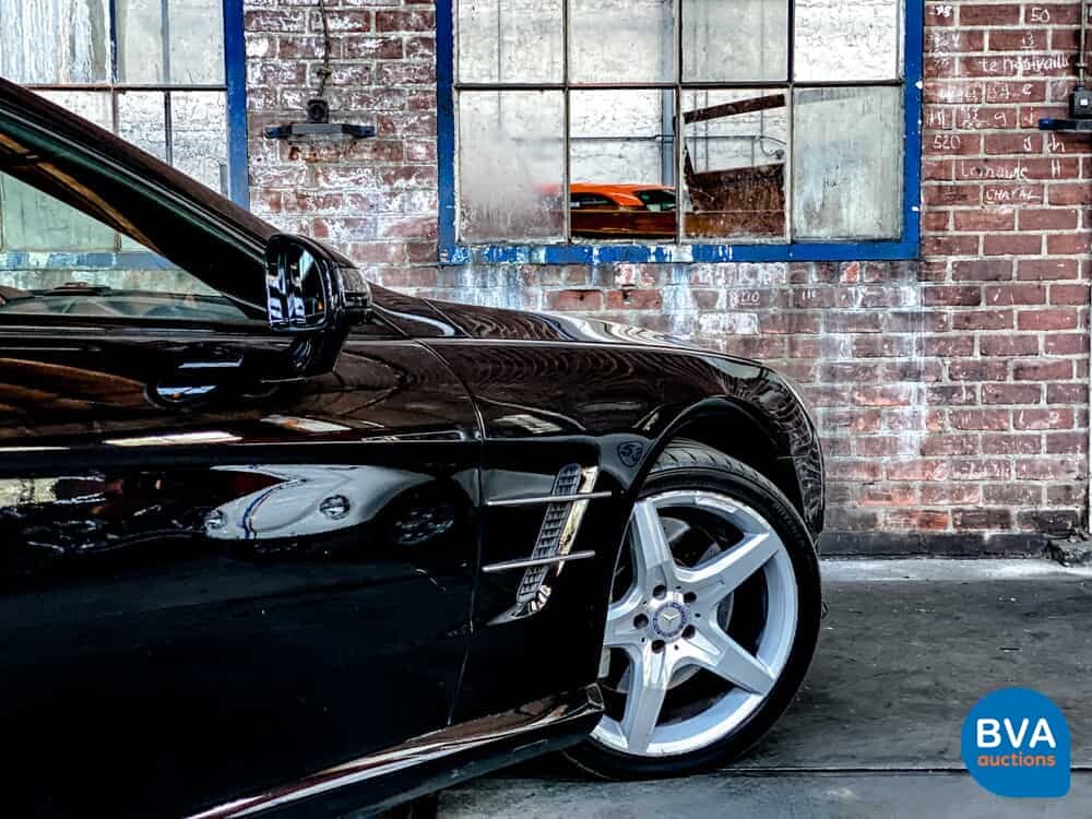 Mercedes-Benz SL550 AMG 4.6 V8 TT 435 PS 2013.