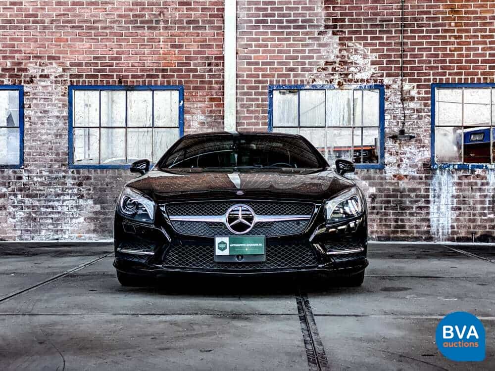 Mercedes-Benz SL550 AMG 4.6 V8 TT 435 PS 2013.