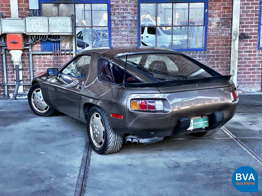 Porsche 928 5.0 V8 1984.