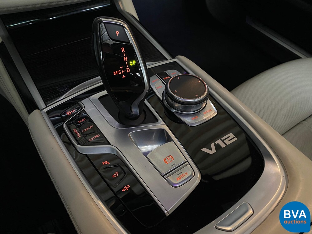 BMW M760Li xDrive V12 7er 609pk 2017 M760i M-Performance, ZS-365-F.