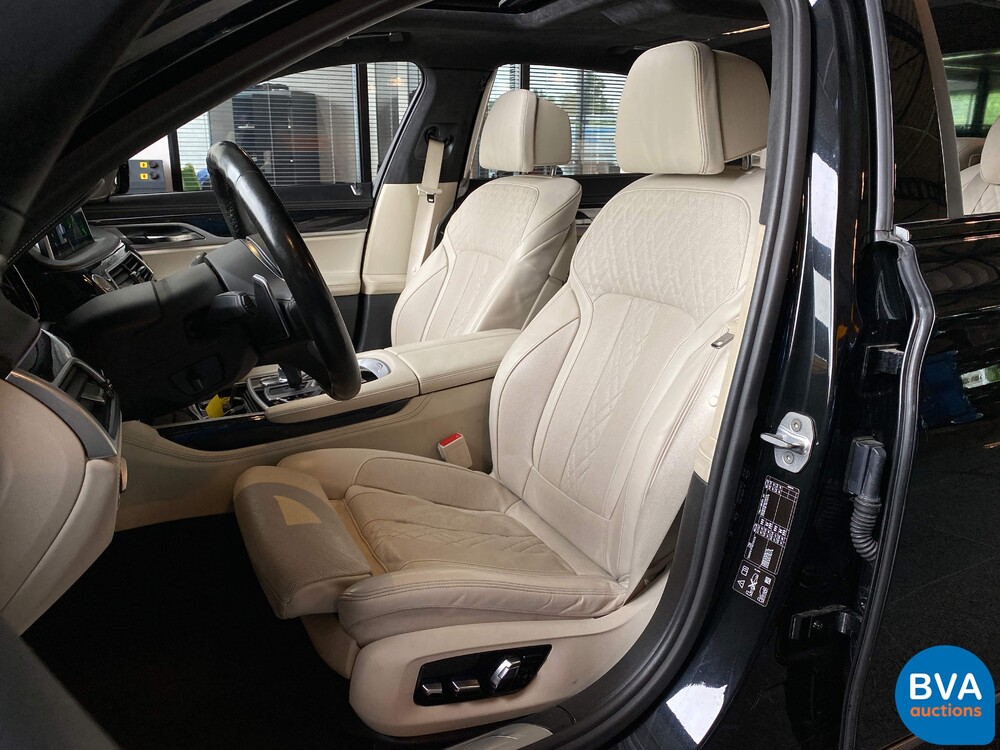 BMW M760Li xDrive V12 7er 609pk 2017 M760i M-Performance, ZS-365-F.