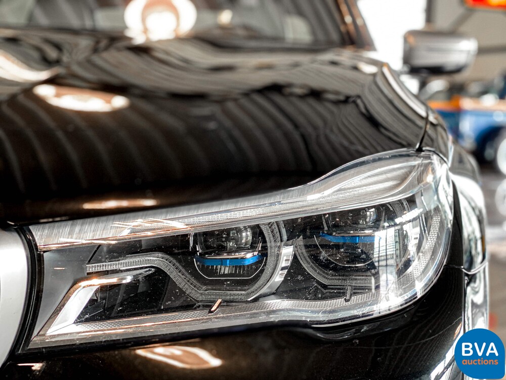 BMW M760Li xDrive V12 7er 609pk 2017 M760i M-Performance, ZS-365-F.