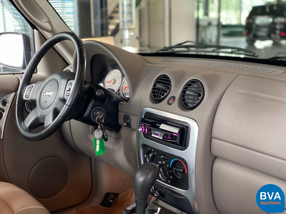 Jeep Cherokee 3.7i V6 Sport Plus 211pk 2001 -Org NL-, 64-HS-HK.