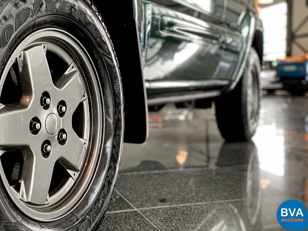 Jeep Cherokee 3.7i V6 Sport Plus 211pk 2001 -Org NL-, 64-HS-HK.