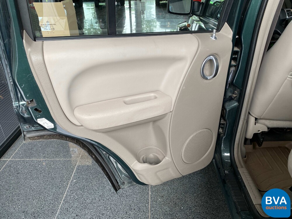 Jeep Cherokee 3.7i V6 Sport Plus 211pk 2001 -Org NL-, 64-HS-HK.