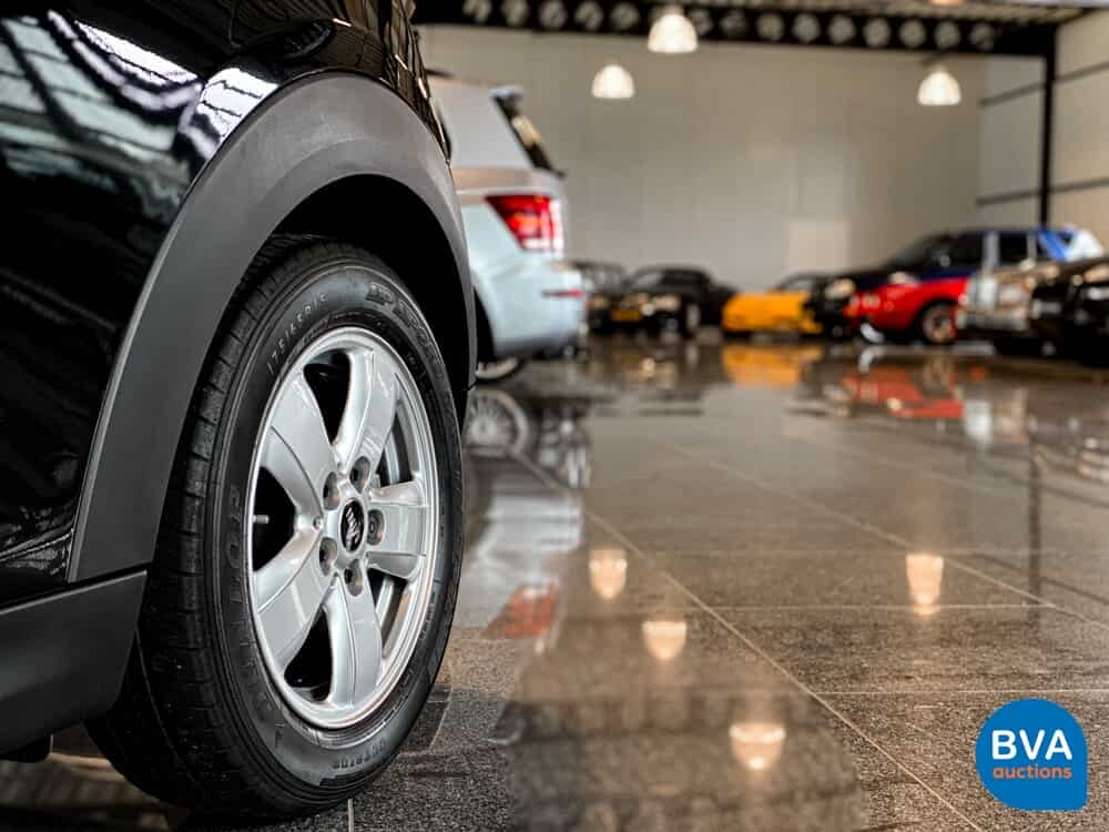 Mini Cooper Ernsthaftes Geschäft 1.5 136 PS 2015, KP-017-H.