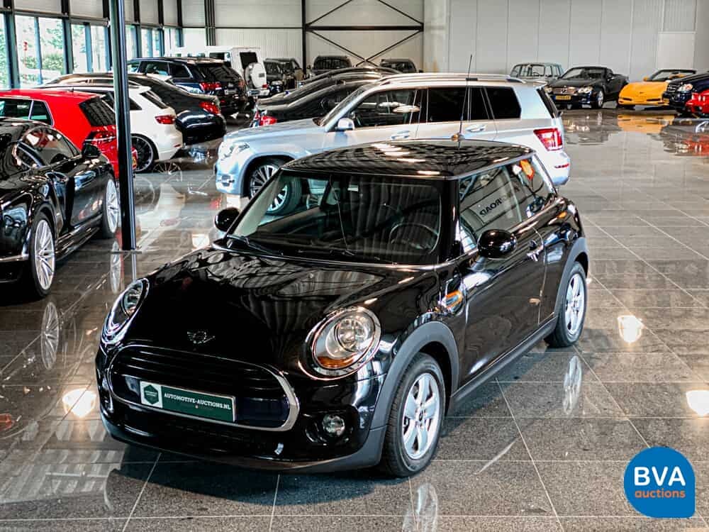 Mini Cooper Ernsthaftes Geschäft 1.5 136 PS 2015, KP-017-H.