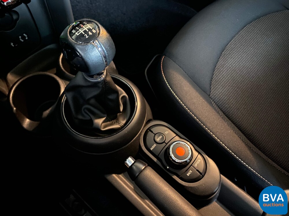 Mini Cooper Ernsthaftes Geschäft 1.5 136 PS 2015, KP-017-H.