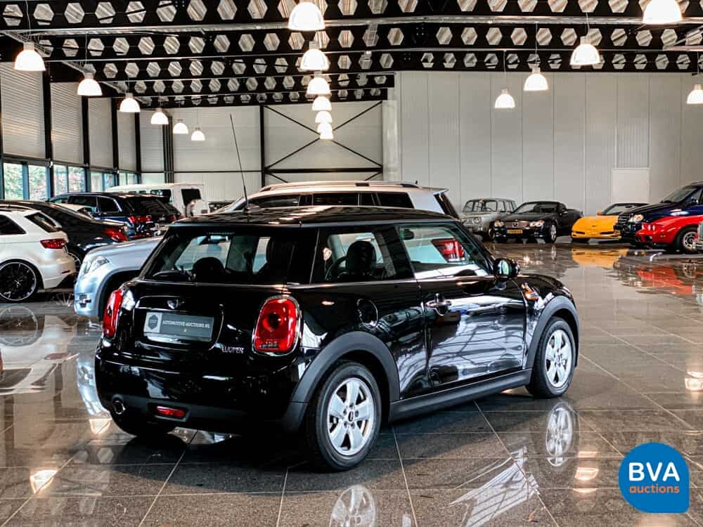 Mini Cooper Ernsthaftes Geschäft 1.5 136 PS 2015, KP-017-H.