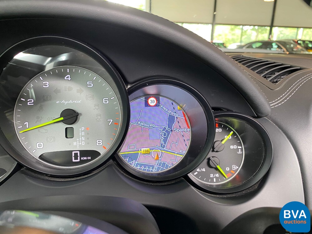 Porsche Cayenne 3.0 S E-Hybrid 462pk 2014, -Org NL- 8-XZR-10.