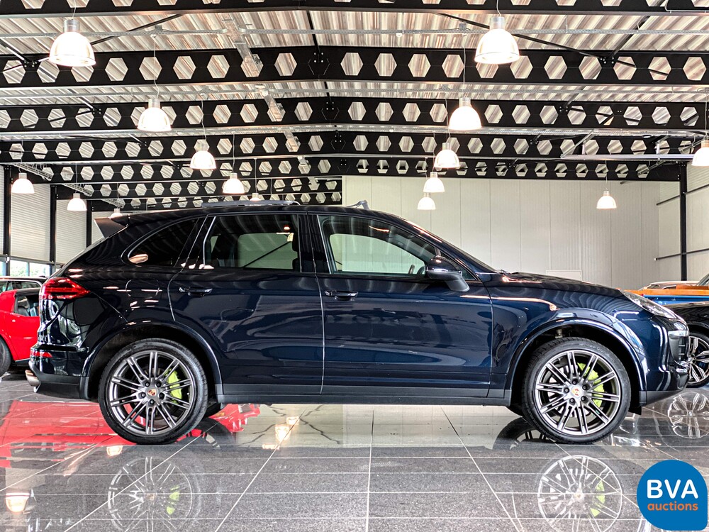 Porsche Cayenne 3.0 S E-Hybrid 462pk 2014, -Org NL- 8-XZR-10.