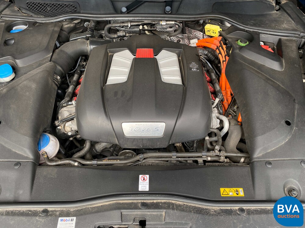 Porsche Cayenne 3.0 S E-Hybrid 462pk 2014, -Org NL- 8-XZR-10.