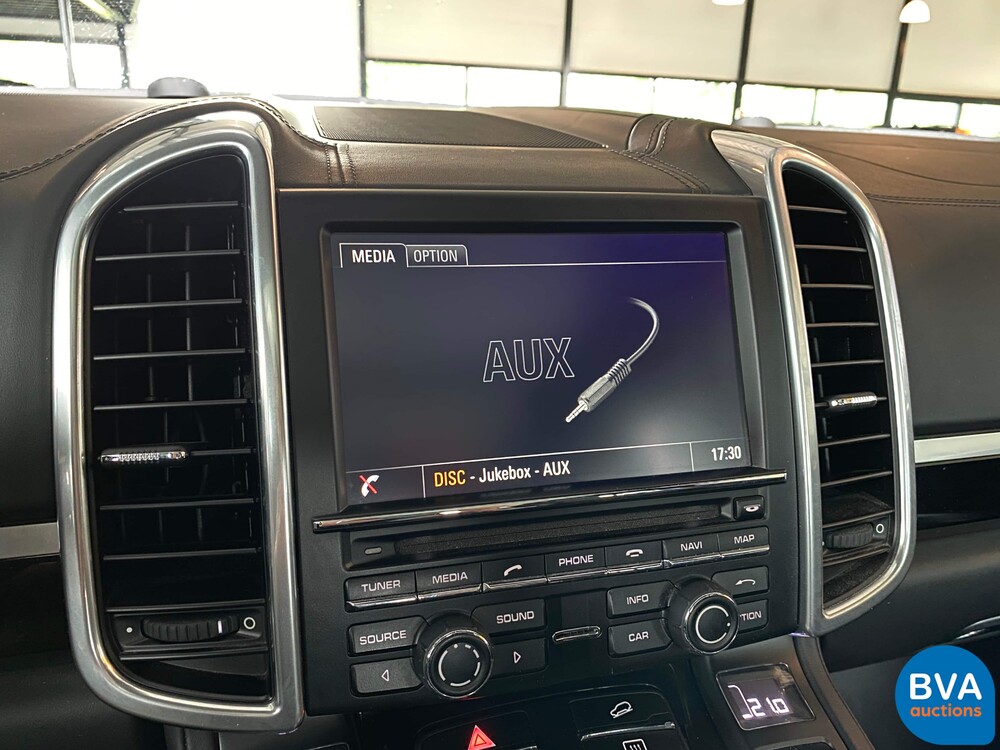 Porsche Cayenne 3.0 S E-Hybrid 462pk 2014, -Org NL- 8-XZR-10.