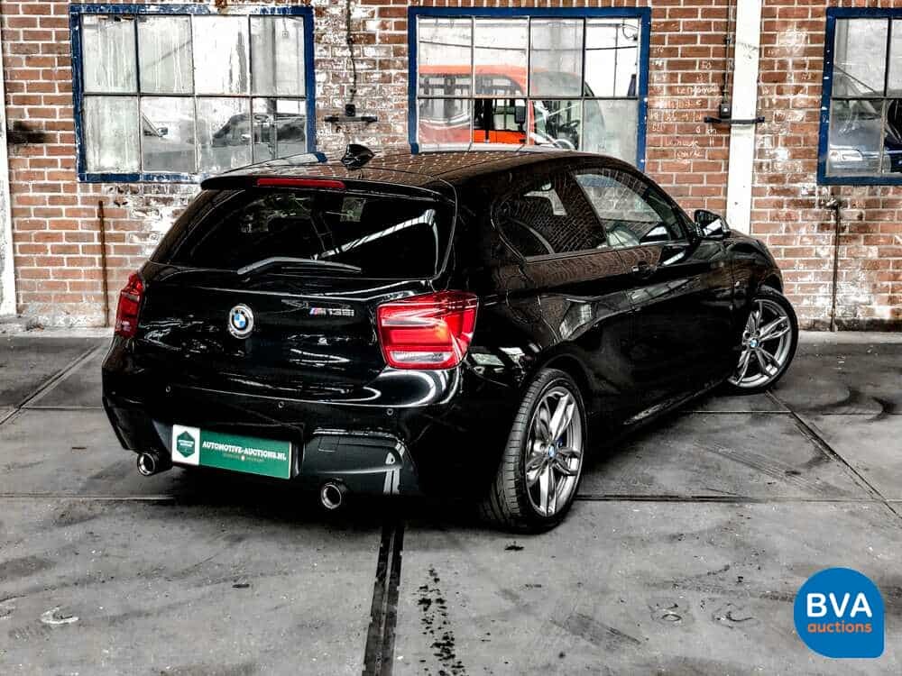 BMW M135i M-Sport 320pk M-Performance Schaltgetriebe 1-Serie 2012, NL Zulassung.