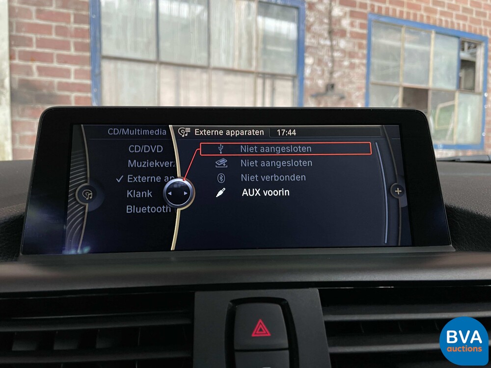 BMW M135i M-Sport 320pk M-Performance Schaltgetriebe 1-Serie 2012, NL Zulassung.