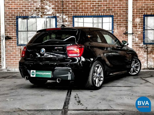 BMW M135i M-Sport 320pk M-Performance Handgeschakeld 1-Serie 2012, NL-Kenteken
