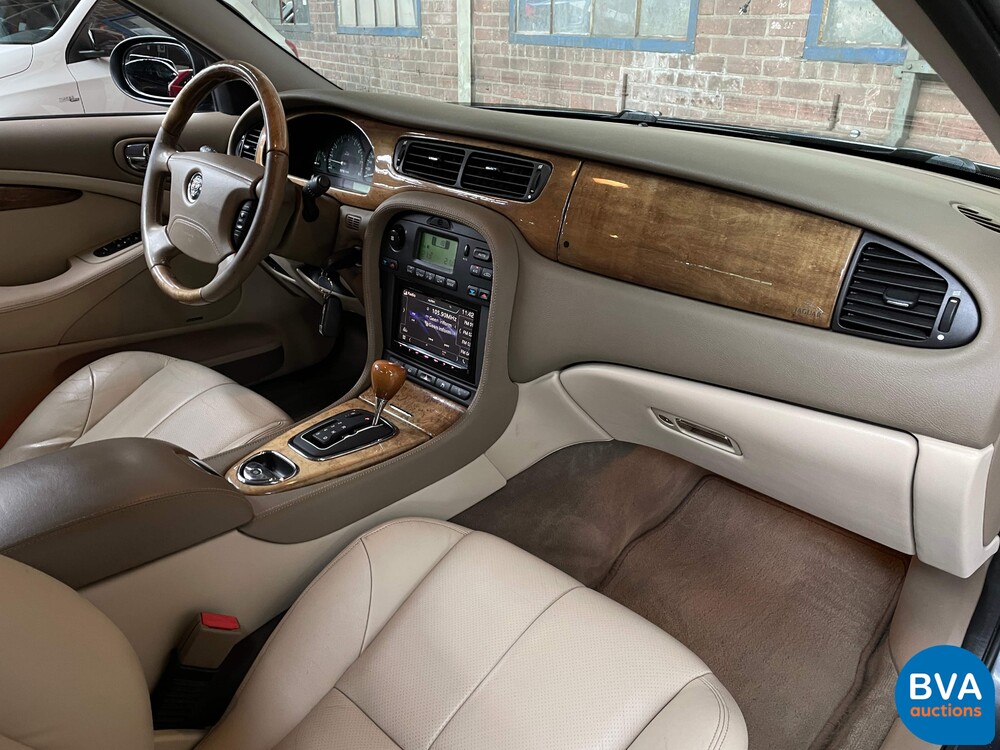 Jaguar S-Typ 4.2 V8 Sport 298pk -Original NL- 2003, 82-LX-HS.
