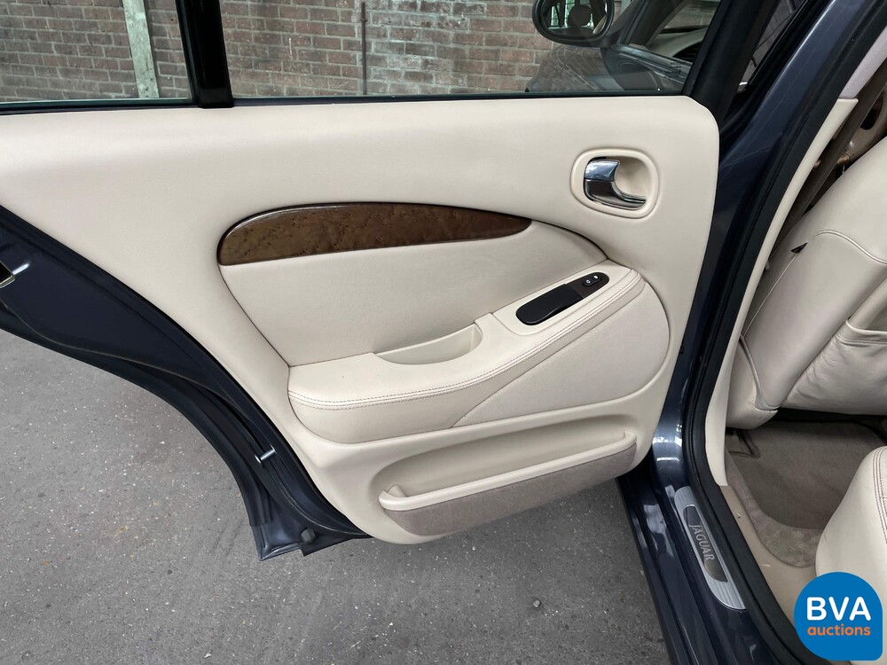 Jaguar S-Typ 4.2 V8 Sport 298pk -Original NL- 2003, 82-LX-HS.