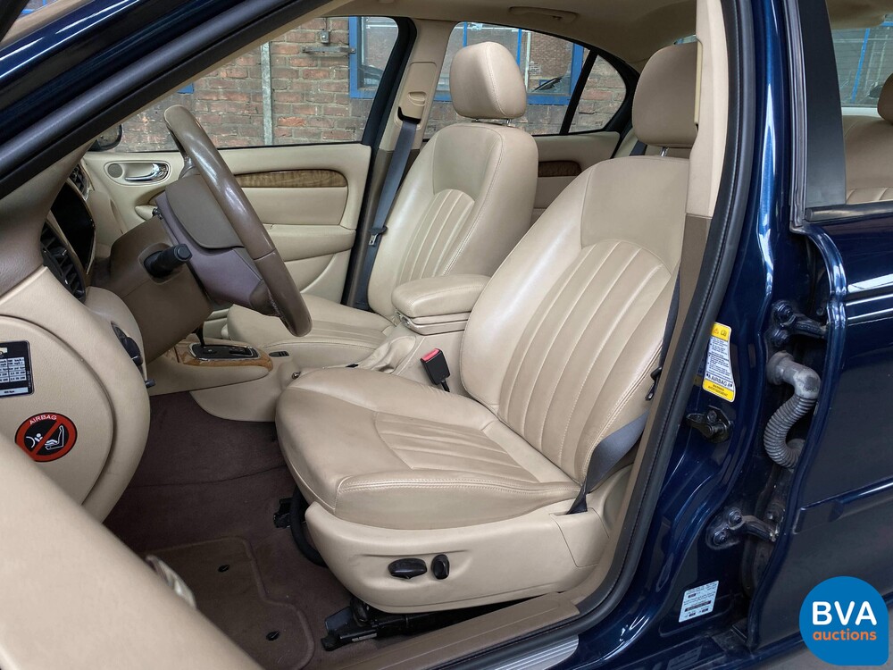 Jaguar X-type 2.5 V6 197pk 2006, 25-HSN-8