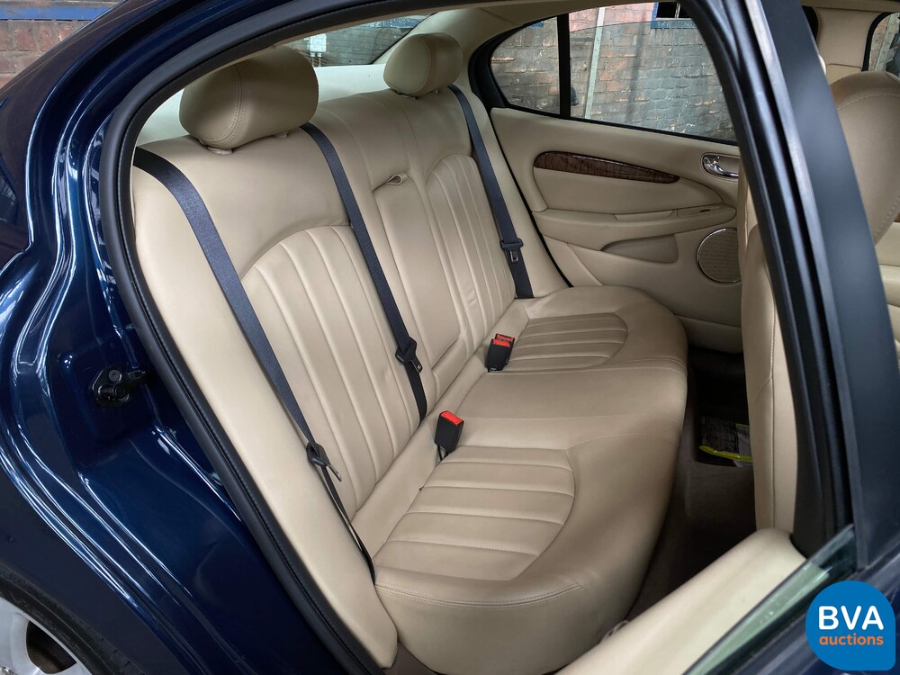 Jaguar X-type 2.5 V6 197pk 2006, 25-HSN-8