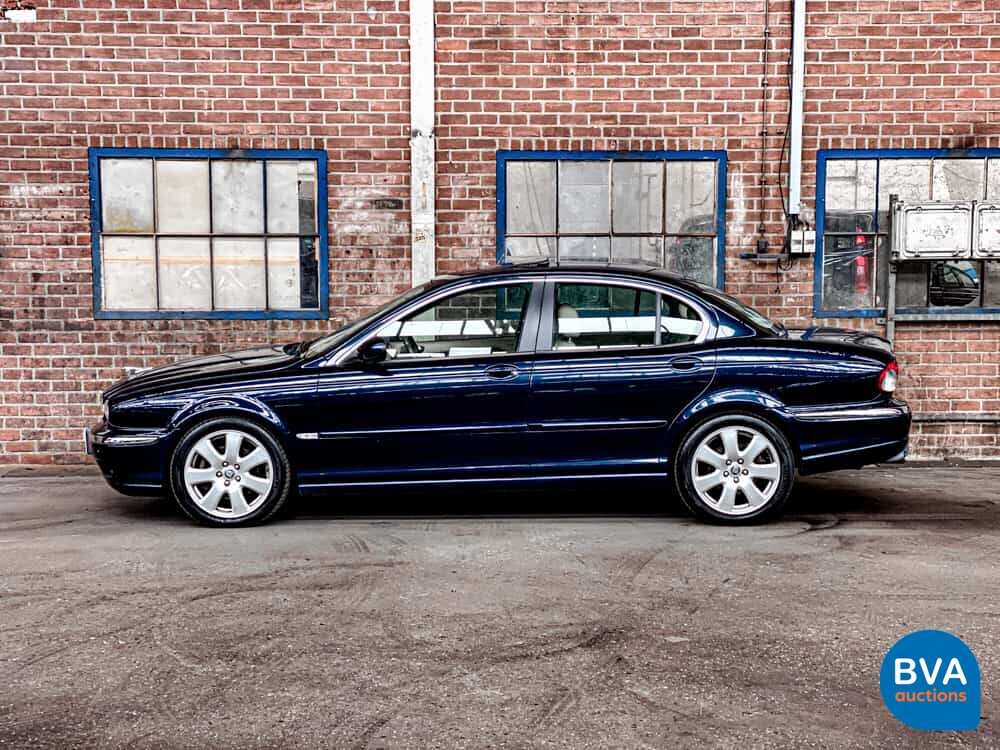 Jaguar X-type 2.5 V6 197pk 2006, 25-HSN-8