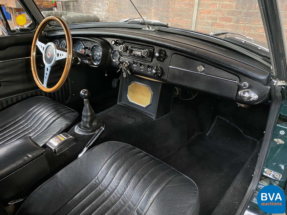 MG-B-Typ 1.8 Roadster 144 PS 1971, AL-71-68.