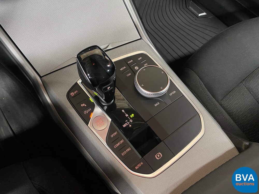 BMW 320d Touring 190pk 2020, L-204-KP