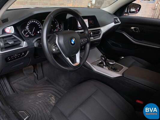 BMW 320d Touring 190pk 2020, L-204-KP