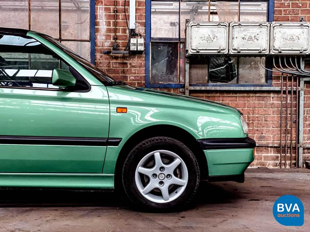 Volkswagen Golf 1.8 Convertible 75hp E2 -Org. NL-, J-PPL-61.