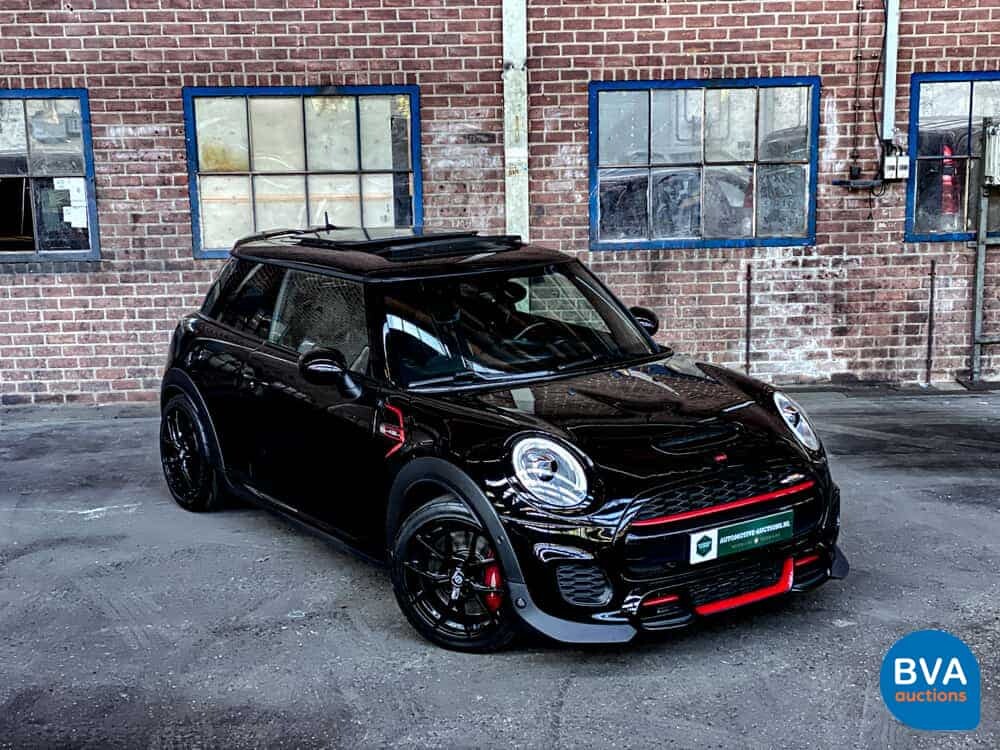 Mini-Cooper 2.0 John Cooper Works (JCW) Chile 231 PS 2016 F56, G-661-FG.