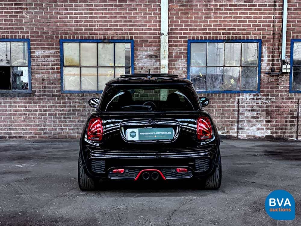 Mini-Cooper 2.0 John Cooper Works (JCW) Chile 231 PS 2016 F56, G-661-FG.