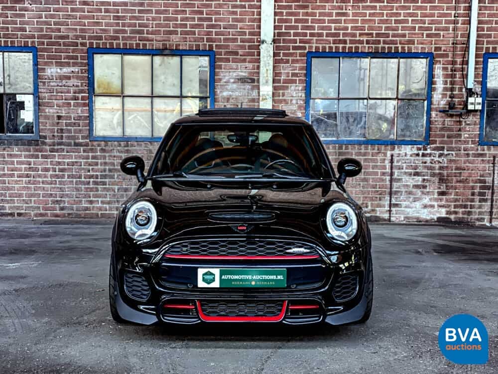 Mini-Cooper 2.0 John Cooper Works (JCW) Chile 231 PS 2016 F56, G-661-FG.