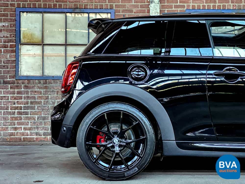 Mini-Cooper 2.0 John Cooper Works (JCW) Chile 231 PS 2016 F56, G-661-FG.